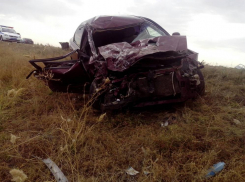 Под Волгоградом в ДТП Kia и «скорой» пострадали 7 человек, из них двое дети