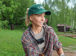 В зависти обвинила Варвина осуждающих ее жаркие танцы на свадьбе Бородиной