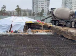 Изнанку рождения гигантского фонтанного комплекса показали волгоградцам