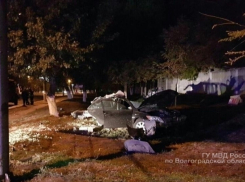 Смертельное ДТП на Жукова с двумя погибшими: Toyota протаранила столб