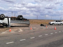 На трассе Астрахань - Волгоград в ДТП пострадали пять человек