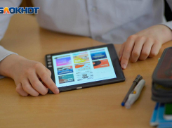 Волгоградцы попытались объяснить нехватку педагогов в школе