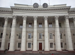 Администрация Волгоградской области находится на стадии ликвидации, - активист Эдгар Петросян