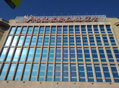 Выброшенные на ветер 9,5 миллиона рублей нашла проверка в ЦУМе Волгограда