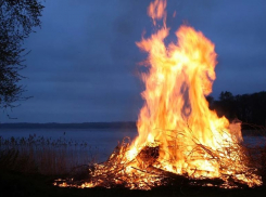 Волгоградцам пообещали пожароопасный понедельник