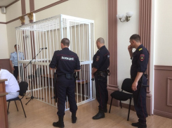 17 раз ударил головой об пол: волгоградец идет под суд за убийство соперника своей любимой