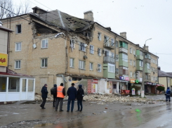 За жизнь пострадавшей при взрыве в Петров Вале борются врачи 