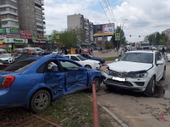 Подробности тройного ДТП на юге Волгограда 