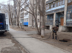 На юге Волгограда УК «Новый дом» совместно с Концессиями водоснабжения ликвидирует последствия коммунальных аварий
