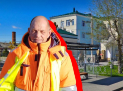 «Ладошки в крови, тебя избили?»: покинувший больницу волгоградец полз до остановки 