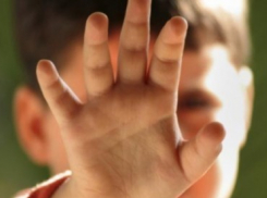 Под Волгоградом отчим избивал 4-летнего пасынка