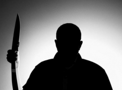 Мужчина с ножом кидался на подростков под Волгоградом 