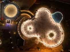 «Напоминает каток ГУМа на Красной площади»: волгоградский каток-гигант сняли с высоты