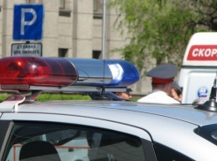 В Волгограде водитель «Дэу» сбил 30-летнего полицейского и скрылся 