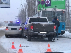 Волгоградцы обсуждают массовую аварию на проспекте Ленина