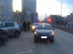 Женщина за рулем Renault сбила 7-летнего мальчика в Волгограде