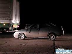 На трассе Москва-Волгоград пьяный водитель ВАЗа врезался в грузовик на светофоре