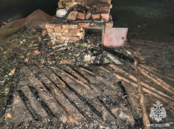 Дом под Волгоградом сгорел вместе с хозяином 