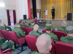 Концерт для поднятия боевого духа мобилизованных провели в Волгограде