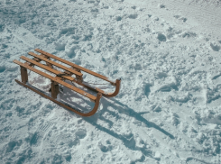 Ревнивец убил приятеля и покатал его тело на санках под Волгоградом