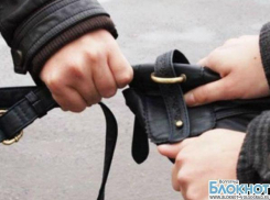 В Волгограде неизвестные ограбили кассира театра