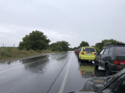 Под Волгоградом трасса встала в 11-километровой пробке