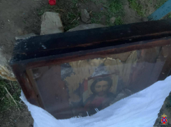 Из частного дома под Волгоградом украли икону Николая Чудотворца