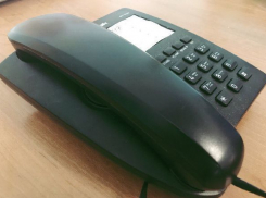 Волгоградцев просят помочь в поисках матери выброшенной в мусорку малышки