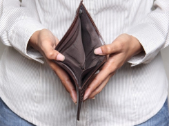 В Волгограде чиновники оставили мать-инвалида без пособия на ребенка