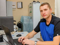 Потерявший всю семью в страшном ДТП врач Алексей Соловьев возвращается к практике