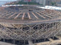 Монтаж кровли стадиона «Волгоград Арена» сняли с высоты птичьего полета