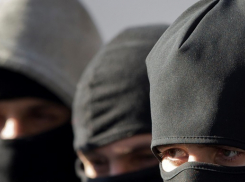 В Волгограде трое грабителей с топором обокрали квартиру на 400 тысяч