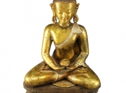 Судебные приставы вернули волгоградскому бизнесмену статуэтку золотого Будды