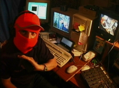 На юге Волгограда задержан мужчина за распространение детского порно 