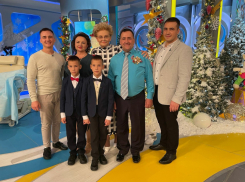 Телеведущая Елена Малышева заинтересовалась рецептами здоровья семьи из волгоградского села