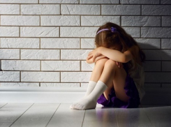 60-летний «деятель искусства» Волгограда насиловал дочь 11 лет