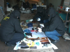 Взрывчатые вещества и боеприпасы обнаружены у жителя Волгограда
