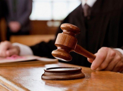 В Волгоградской области экс-судья отделался исправительными работами за убийство