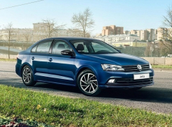 Volkswagen Jetta Life: существенные выгоды при покупке в октябре
