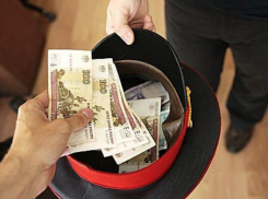 В Волгограде гражданин Узбекистана в свой день рождения попался на взятке полицейскому