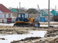 «Смешные» компенсации получили 565 пострадавших от наводнения семей Волгоградской области