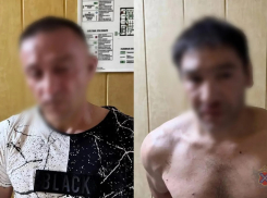 Молодого таксиста обобрали до нитки дерзкие клиенты на юге Волгограда
