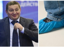 На время приезда Андрея Бочарова в больнице Волгограда появились бесплатные бахилы