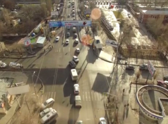 В Волгограде открытие Комсомольского моста сняли сверху на видео