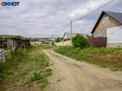 15-летняя пошла кормить кур и умерла странной смертью под Волгоградом 