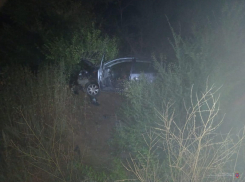 Волгоградец погиб в улетевшем в кювет китайском автомобиле