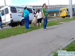 В Волгограде Хендай врезался в маршрутное такси: 3 пострадали