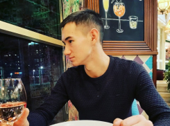 Будущий инженер Линар Алекешев в конкурсе «Шопинг в Торгушке»