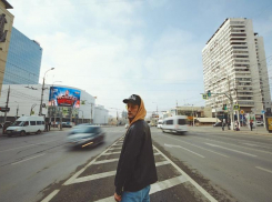 Музыкант из Волжского завоевал сердца и уши американцев и французов