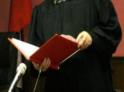 В Волгограде поставщик лекарств требует от районной больницы два миллиона долга